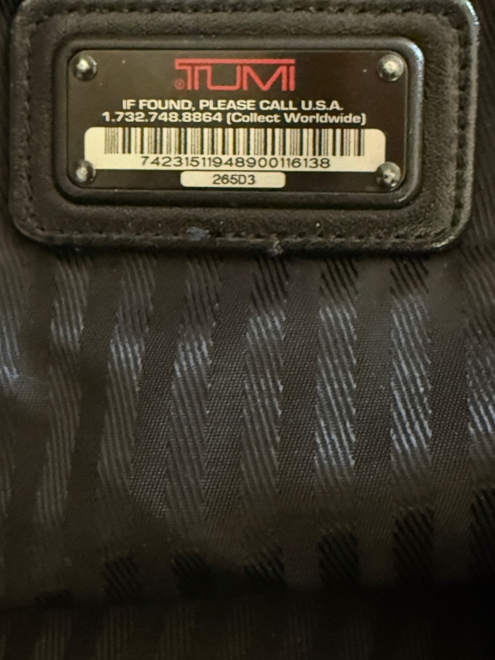 Tumi Black carry On or Weekend Bag with Leather Trim - Picture 3 of 13